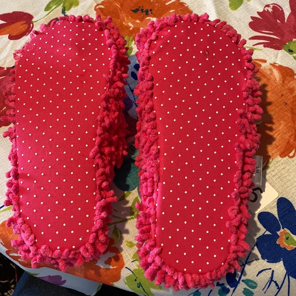 NWTS Lazy One Flamingo Fuzzy Slippers - Picture 4 of 6